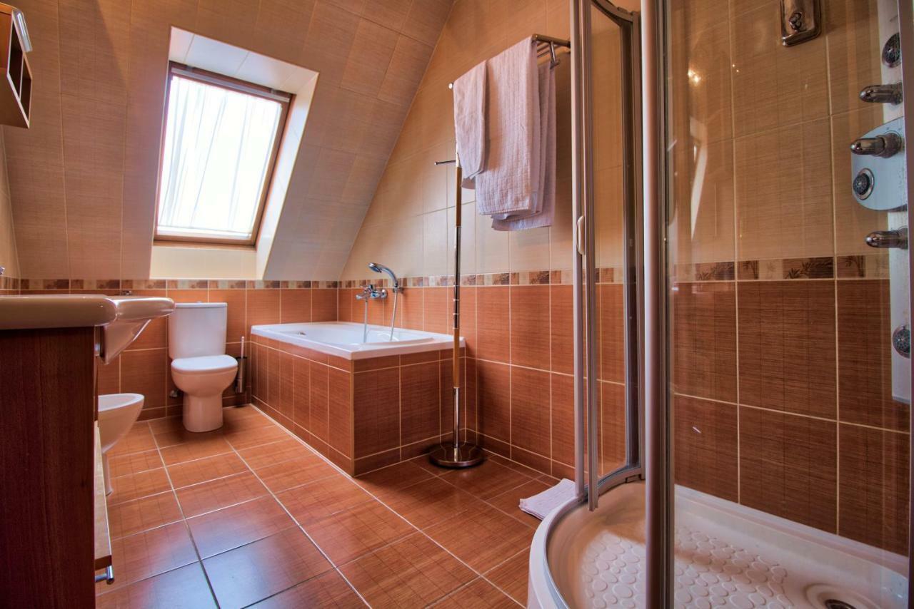 Palazzo Wellness Villa إغير المظهر الخارجي الصورة