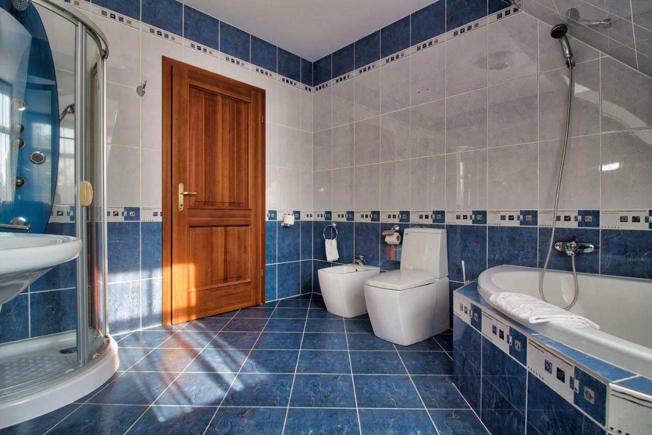 Palazzo Wellness Villa إغير المظهر الخارجي الصورة